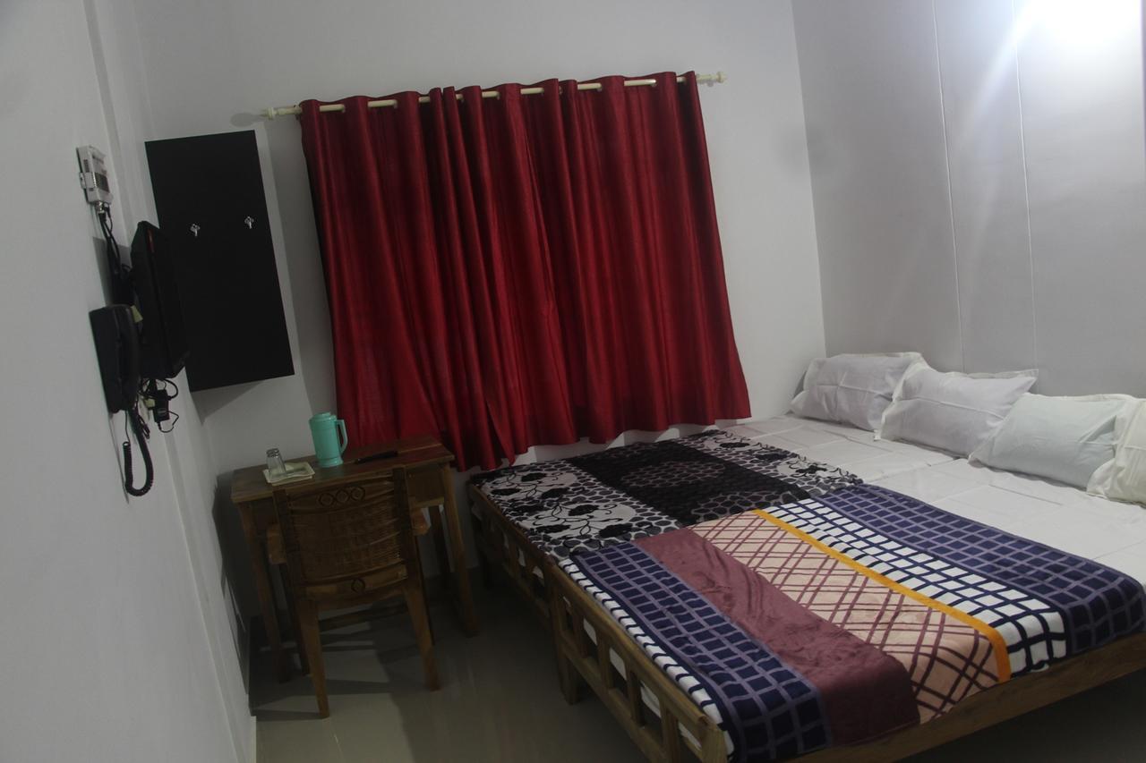 Clouds Inn Sultan Bathery Zewnętrze zdjęcie
